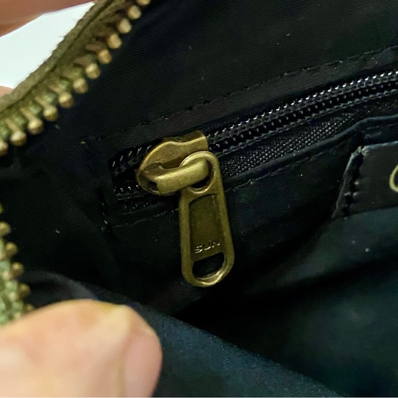 Olive Green & Gold Microsuede Leather Wristlet Convertible Inside Pocket BNWT - Picture 14 of 16